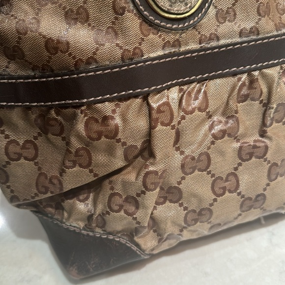 Authentic Gucci Tote Bag. - Picture 4 of 15